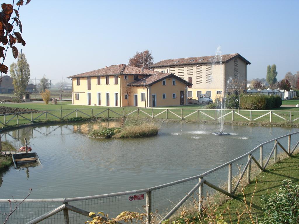 Hotel Del Rio Srl - Ristorante E Azienda Agricola Casinalbo Exterior foto