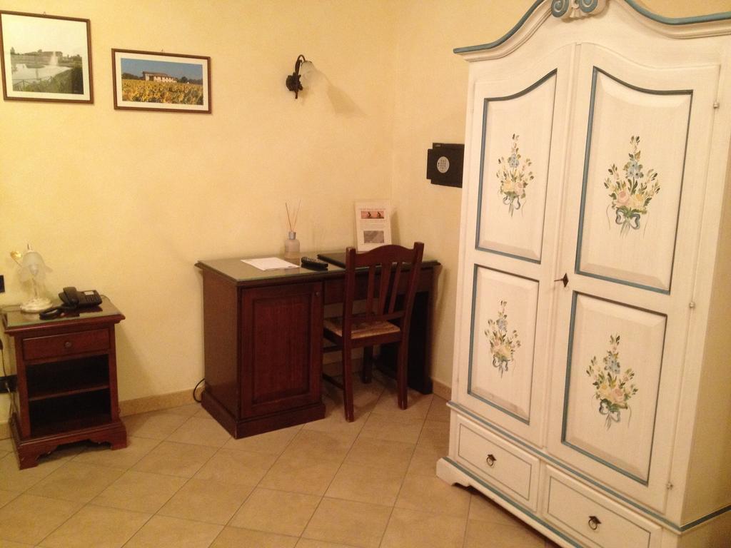 Hotel Del Rio Srl - Ristorante E Azienda Agricola Casinalbo Zimmer foto