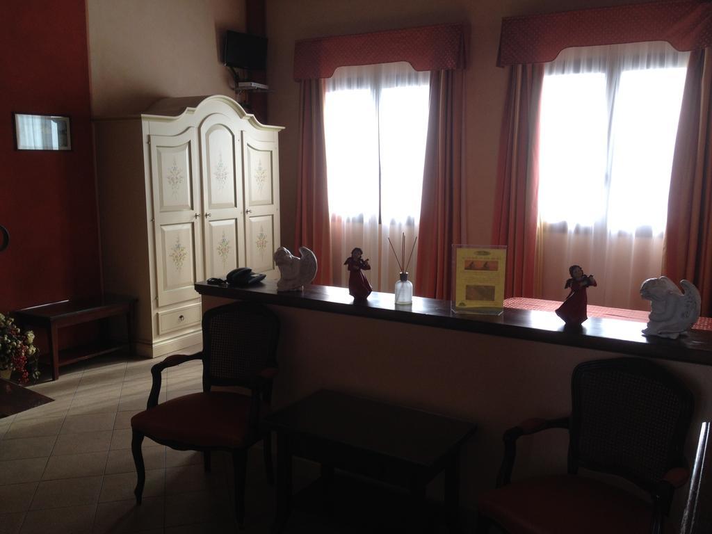 Hotel Del Rio Srl - Ristorante E Azienda Agricola Casinalbo Exterior foto