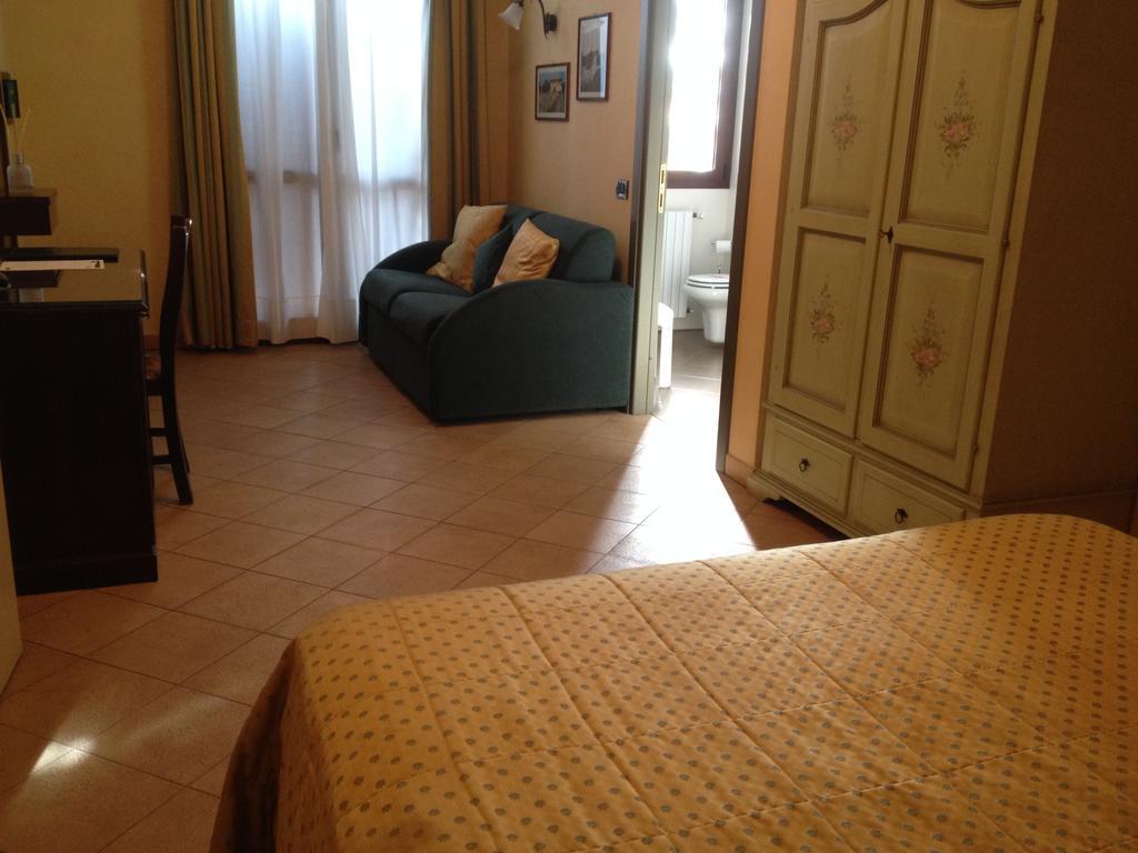 Hotel Del Rio Srl - Ristorante E Azienda Agricola Casinalbo Zimmer foto