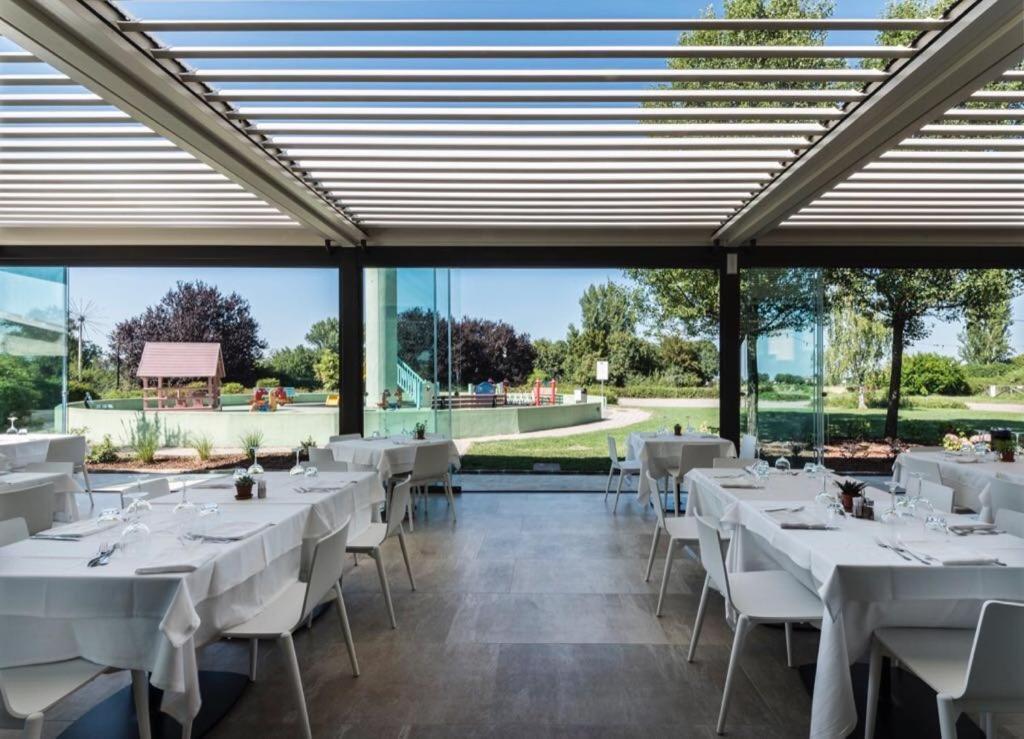 Hotel Del Rio Srl - Ristorante E Azienda Agricola Casinalbo Exterior foto